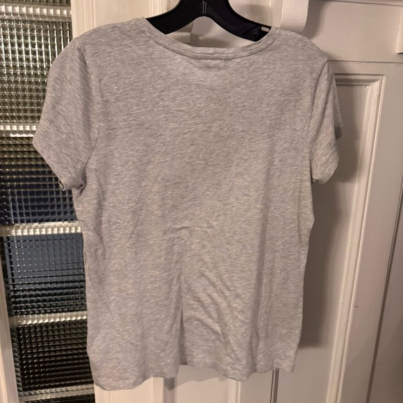 Ralph Lauren Women’s Gray Top / Tee Shirt W/ Silver Studded Logo Sz LP - Picture 3 of 11
